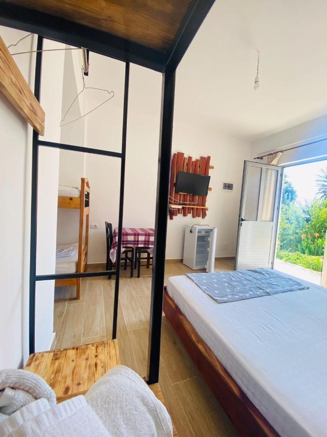 Tropikal Freskia Bunec Sarandë Buitenkant foto