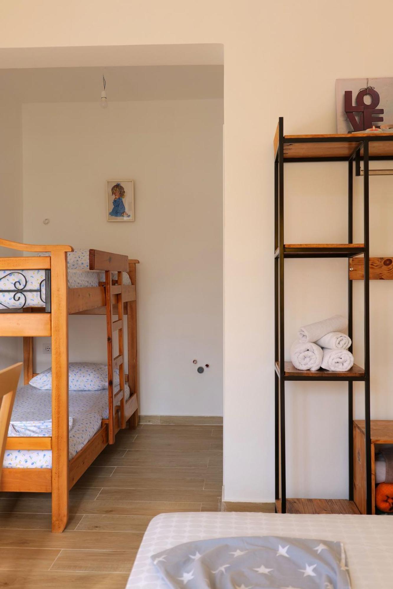 Tropikal Freskia Bunec Sarandë Buitenkant foto